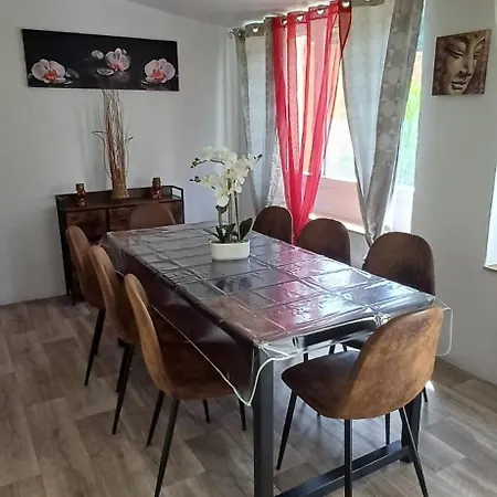 Le Petit Bonheur Feriehus *